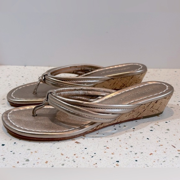 BERNARDO Miami Leather Platinum Metallic Tong Cork Wedge Sandals - Picture 7 of 13